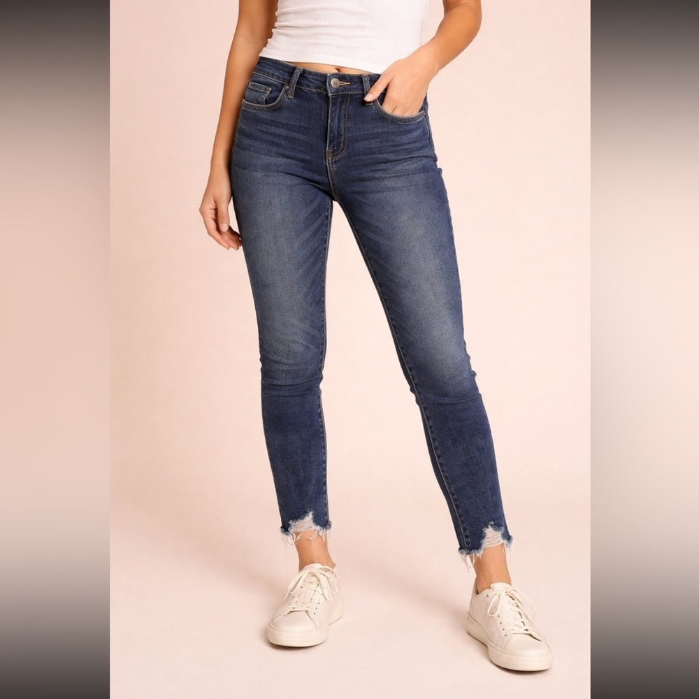 American Eagle Hi-Rise Jegging Crop Jeans Women’s Size 6 Distressed Raw Hem l
